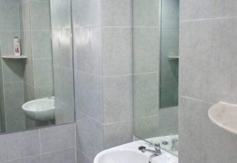 38 Bidara Condominium