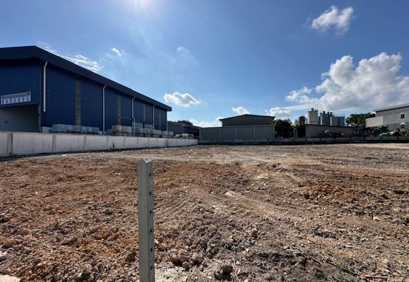 Puncak Alam Industrial Flat land 1acre, square shape infra ready