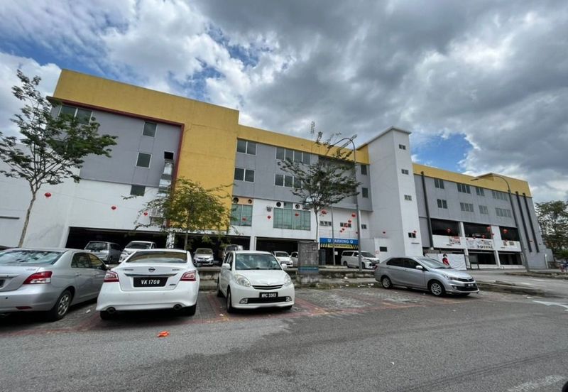 Mahkota Cheras Huge commercial space for KTV / F&B entertainment 24Hours
