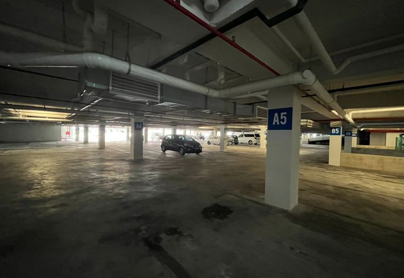 Mahkota Cheras Huge commercial space for KTV / F&B entertainment 24Hours