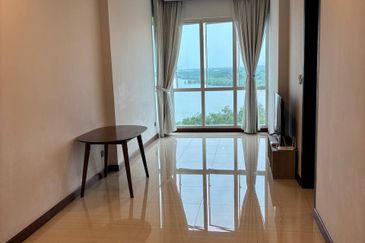 Puteri Cove Residences