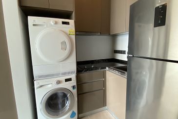 Puteri Cove Residences