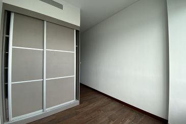 Puteri Cove Residences