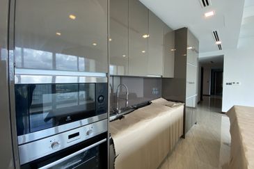 Puteri Cove Residences