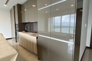 Puteri Cove Residences