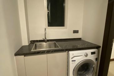 Puteri Cove Residences