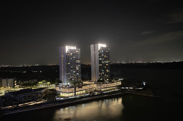 Puteri Cove Residences