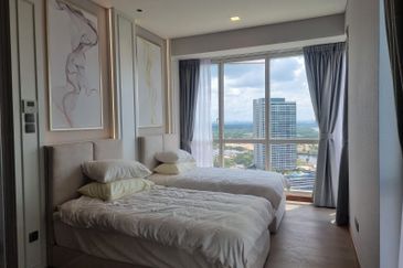 Puteri Cove Residences