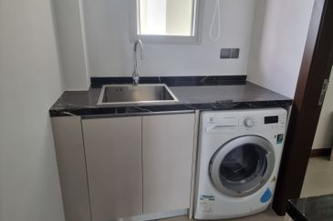 Puteri Cove Residences