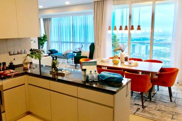 Puteri Cove Residences