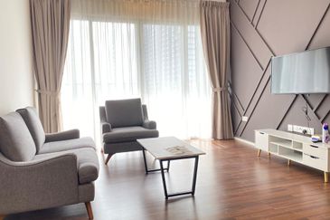 UNA Serviced Apartment