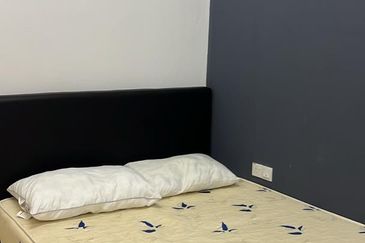 Bandar Sungai Long Room For Rent