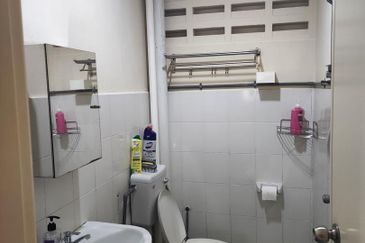 Pangsapuri Angsana, Bandar Mahkota Cheras