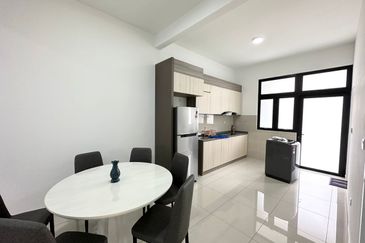 Sunway Citrine Lakehomes