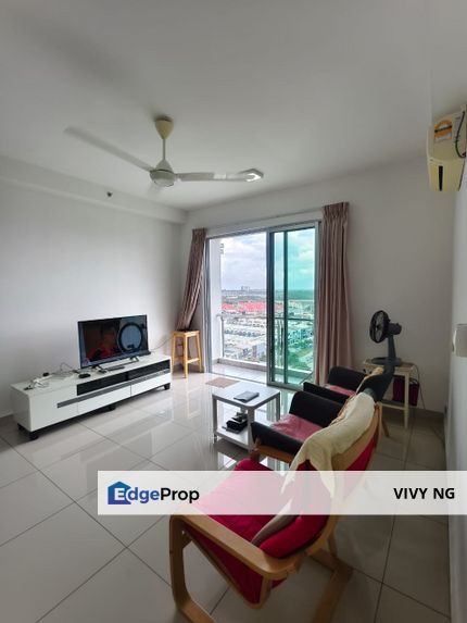 Mount Austin Austin Suites Apartment 2 bedroom 2 bathroom fully furnished for sales, Johor, Johor Bahru