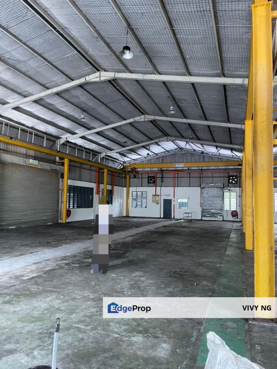  KAWASAN PERINDUSTRIAN ULU TIRAM JALAN HAJI SAAT SINGLE STOREY SEMI D FACTOREY 1 ACRES LAND AREA FOR RENT RM26K, Johor, Johor Bahru