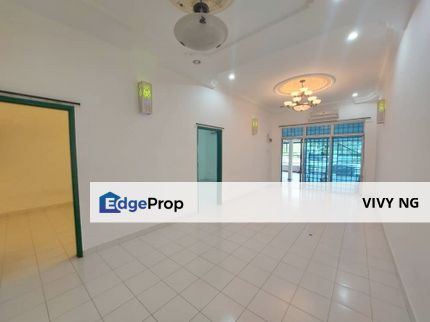 TAMAN PELANGI INDAH / TAMAN GAYA / TAMAN PUTERI WANGSA JALAN LADING SINGLE STOREY TERRACE HOUSE FULLY RENOVATED FOR SALES RM450K, Johor, Ulu Tiram