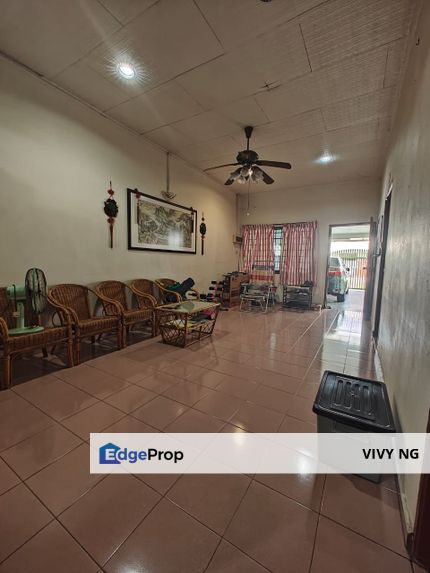 KULAI SENAI SALENG TAMAN BAHAGIA SENAI 1.5 STOREY TERRACE HOUSE 5 BEDROOM FULLY RENOVATED FOR SALES RM438K, Johor, Senai