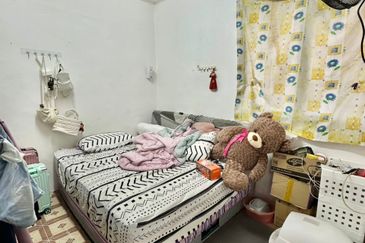 Flat Taman Ungku Tun Aminah