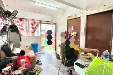 Flat Taman Ungku Tun Aminah