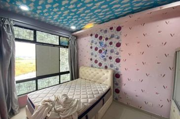 Seri Austin Luxury Apartment