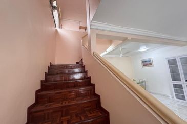 Austin Residence @Taman Mount Austin