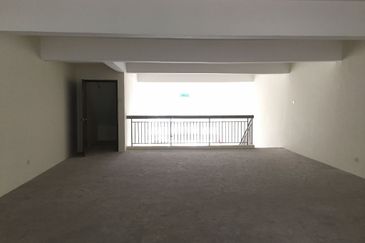 Pusat Perdagangan Danga Utama