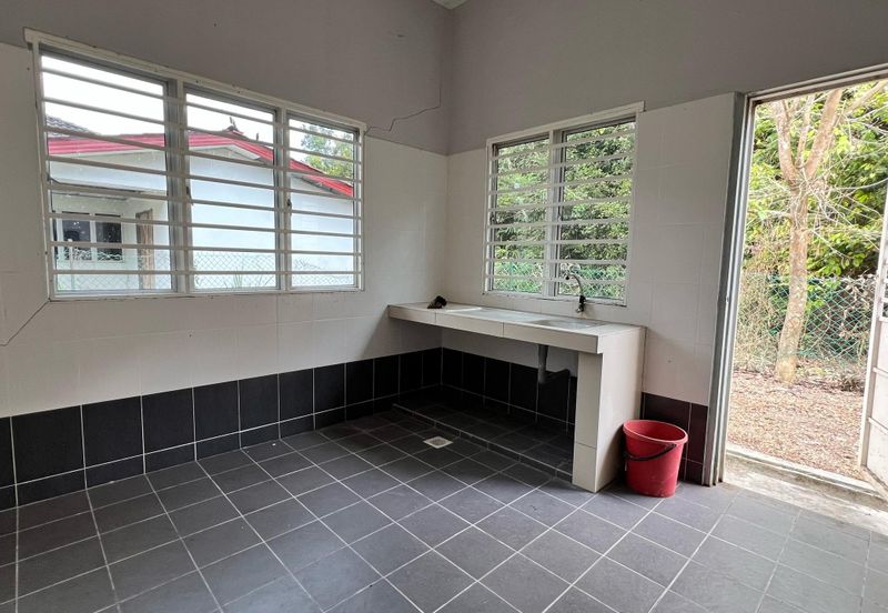 TAMAN MARIKH (PEC 1829 & 1832)