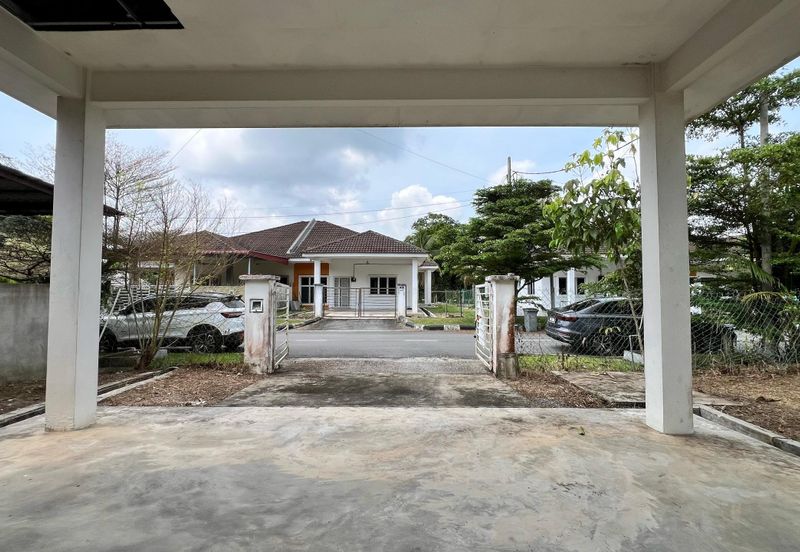 TAMAN MARIKH (PEC 1829 & 1832)