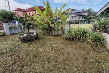 Kampung Sungai Pelong