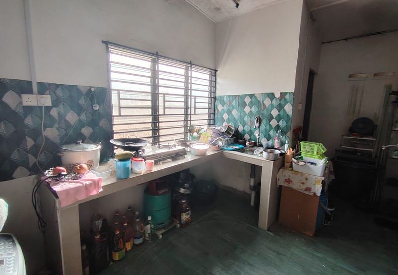 Kampung Sungai Pelong