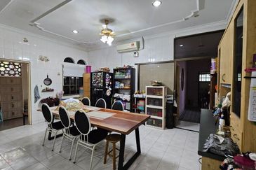 Taman Setia Jaya, Banting