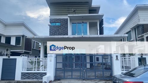 (EXCLUSIVE) Double Storey Bungalow @ Taman Bukit Dahlia, Pasir Gudang, Johor, Pasir Gudang