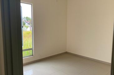 TAMAN LAVENDER HEIGHTS (SENAWANG)