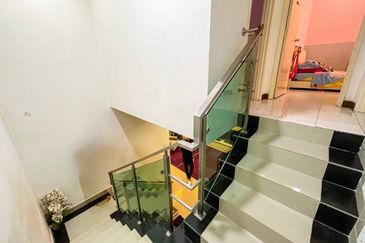 (FULLY RENOVATED EXTENDED) 2 Storey Taman Desa Coalfields Sungai Buloh 