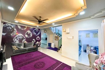 (FULLY RENOVATED EXTENDED) 2 Storey Taman Desa Coalfields Sungai Buloh 