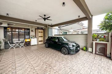 (FULLY RENOVATED) 2 Storey Bandar Bukit Raja Klang Jalan Zapin (Levena)