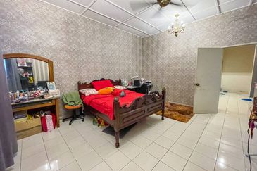 (RENOVATED) 2 Storey Superlink Alam Budiman U10 Shah Alam