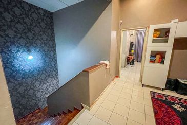 (RENOVATED) 2 Storey Superlink Alam Budiman U10 Shah Alam