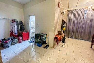 (RENOVATED) 2 Storey Superlink Alam Budiman U10 Shah Alam