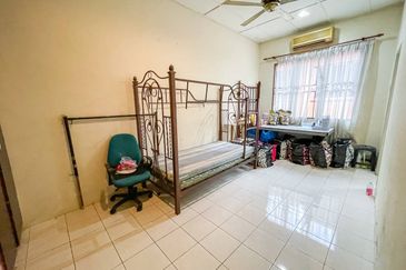 (RENOVATED) 2 Storey Superlink Alam Budiman U10 Shah Alam