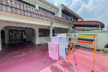 (EXTRA LAND) Endlot 2 Storey Terrace AU2 Taman Keramat Kuala Lumpur
