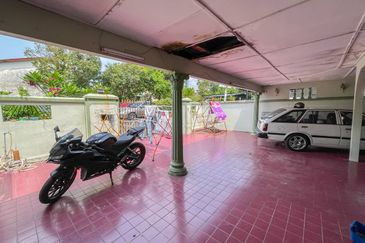 (EXTRA LAND) Endlot 2 Storey Terrace AU2 Taman Keramat Kuala Lumpur