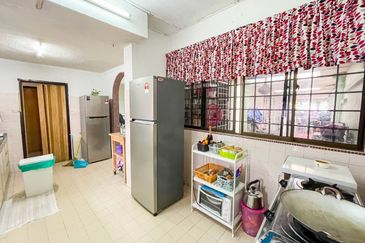 (EXTRA LAND) Endlot 2 Storey Terrace AU2 Taman Keramat Kuala Lumpur