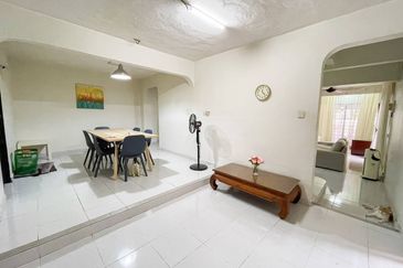 (EXTRA LAND) Endlot 2 Storey Terrace AU2 Taman Keramat Kuala Lumpur