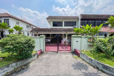 (EXTRA LAND) Endlot 2 Storey Terrace AU2 Taman Keramat Kuala Lumpur