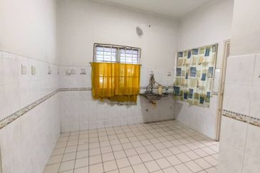 (STRATEGIC LOCATION) Corner Lot 2 Storey Taman TTDI Jaya, Shah Alam