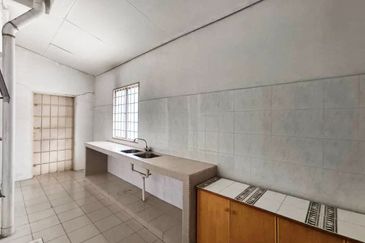 (STRATEGIC LOCATION) Corner Lot 2 Storey Taman TTDI Jaya, Shah Alam