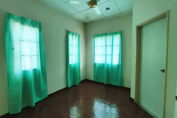 (STRATEGIC LOCATION) Corner Lot 2 Storey Taman TTDI Jaya, Shah Alam