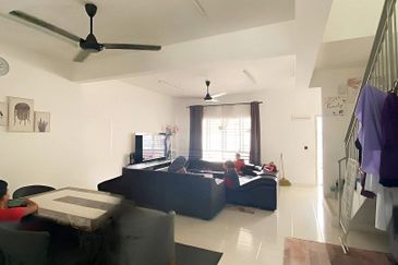 (INTERMEDIATE) Double Storey Terrace Laman Haris, Puncak Alam